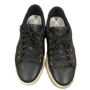 Kizik Women's Black Sneakers